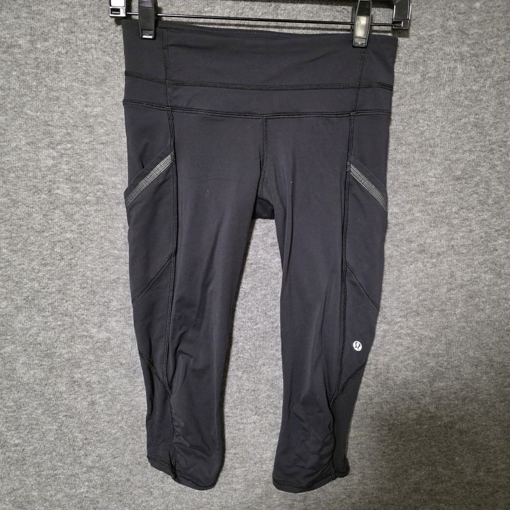 LULULEMON Womens Ribbed Crop Leggings With Side Ruching Black Size 4